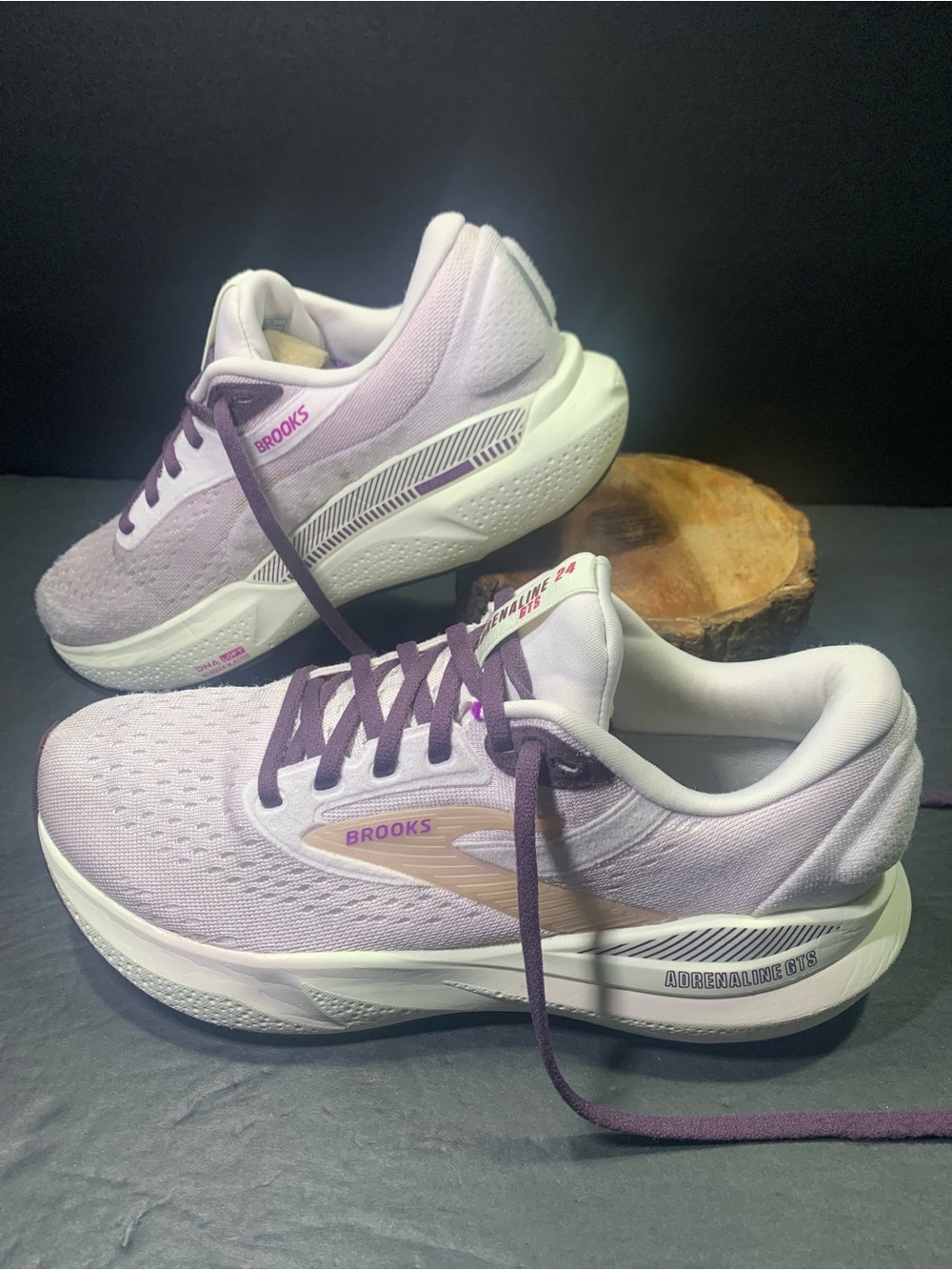 Brooks Adrenaline 24 Women’s Purple Running Walking Sneakers Shoe Size-7